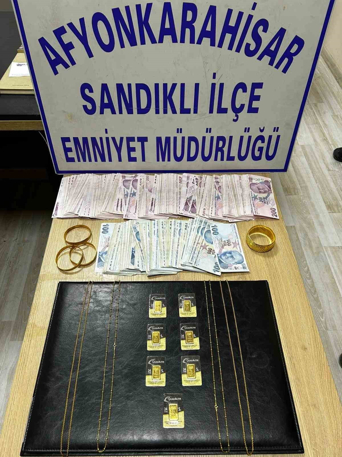 KÜTAHYA’DA SAHTE ALTIN SATARAK DOLANDIRICILIK YAPAN 2 ŞAHIS AFYONKARAHİSAR’IN SANDIKLI İLÇESİNDE...