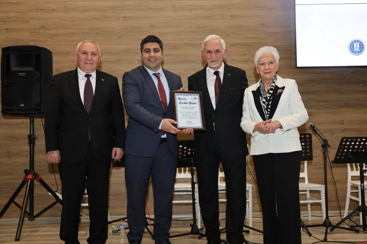 KÜTAHYA’DA TEKİN UĞUREL İÇİN "SAYGI GECESİ" DÜZENLENDİ