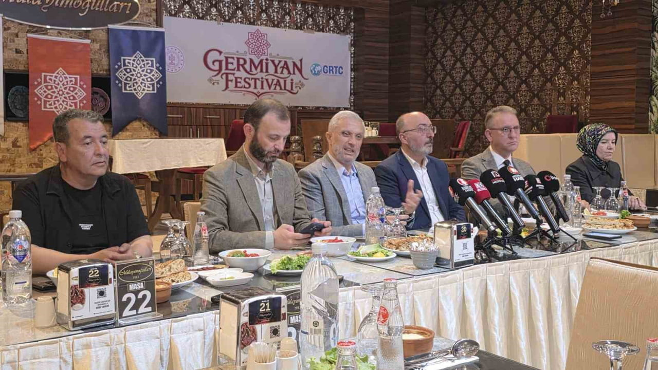 KÜTAHYA’NIN KÖKLÜ TARİHİ MİRASINI VE ZENGİN KÜLTÜREL DEĞERLERİNİ YAŞATMAK AMACIYLA DÜZENLENECEK...