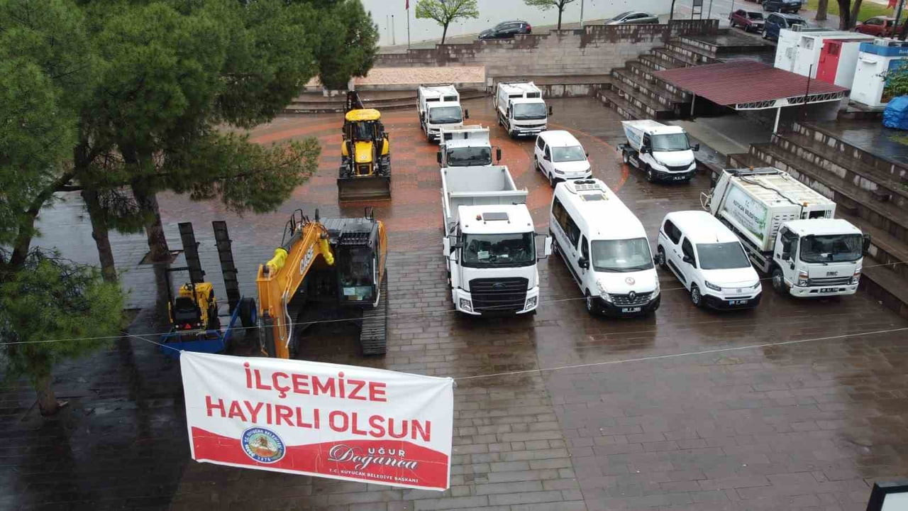 KUYUCAK BELEDİYESİ ARAÇ FİLOSUNU GÜÇLENDİRİYOR