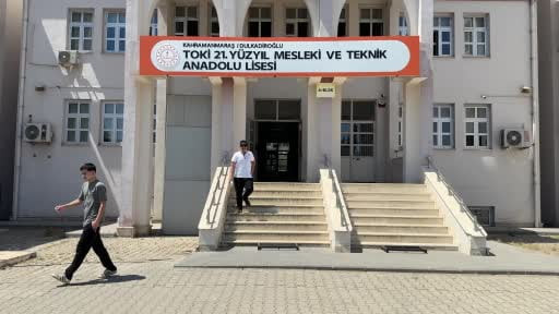 Kuyumcu çırağı yetiştiren lisenin öğrencileri sektörün gözdesi oldu