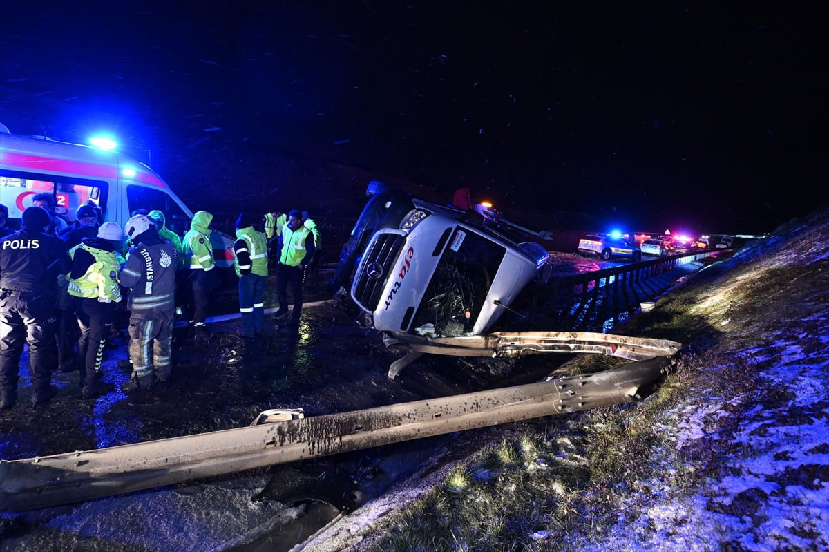 Kuzey Çevre Otoyolu Boğazköy İstiklal mevkiinde İstanbul Havalimanı istikametine seyir halindeki...
