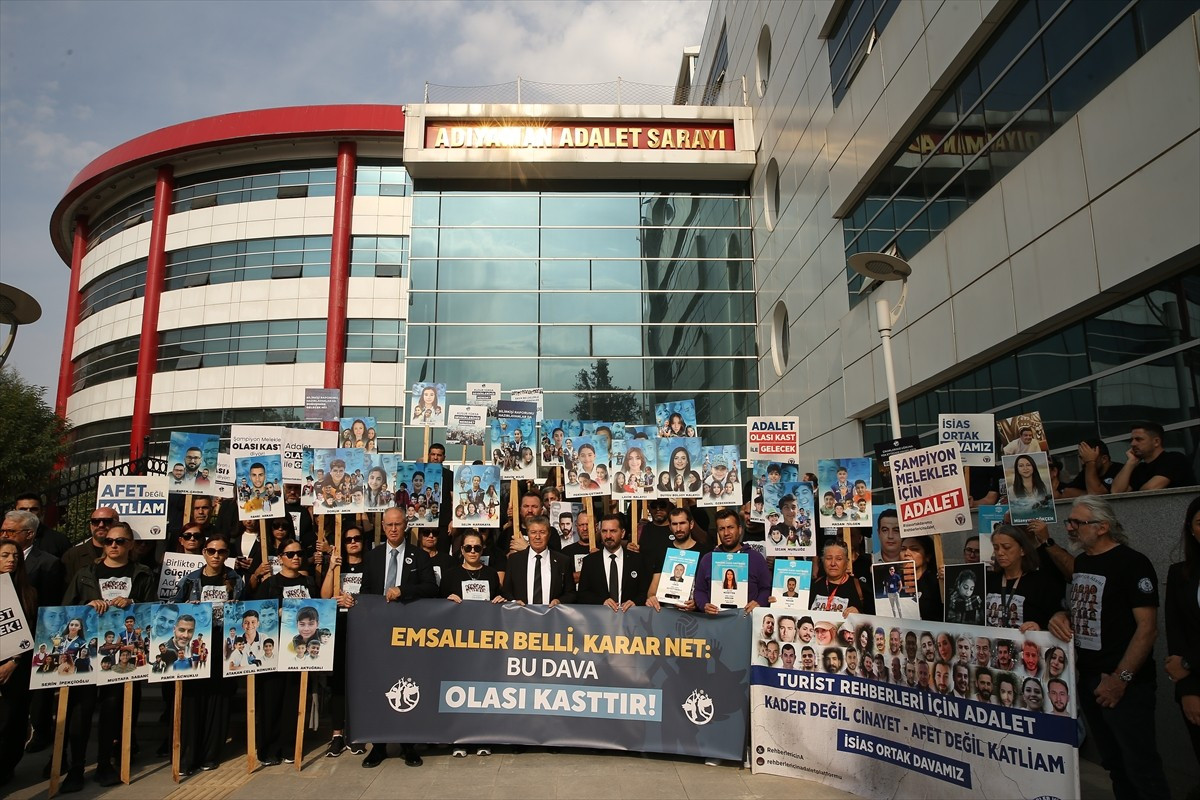 Kuzey Kıbrıs Türk Cumhuriyeti (KKTC) Başbakanı Ünal Üstel, 6 Şubat 2023'teki Kahramanmaraş...