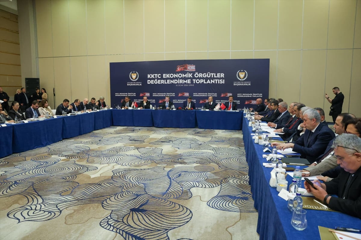 Kuzey Kıbrıs Türk Cumhuriyeti (KKTC) Başbakanı Ünal Üstel, Cumhurbaşkanı Yardımcısı Cevdet...