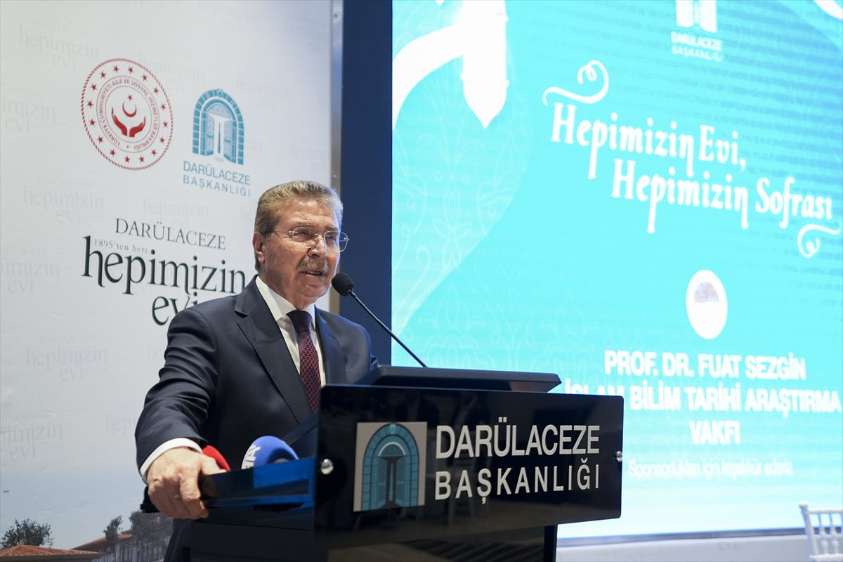 Kuzey Kıbrıs Türk Cumhuriyeti (KKTC) Başbakanı Ünal Üstel, Darülaceze Başkanlığında...