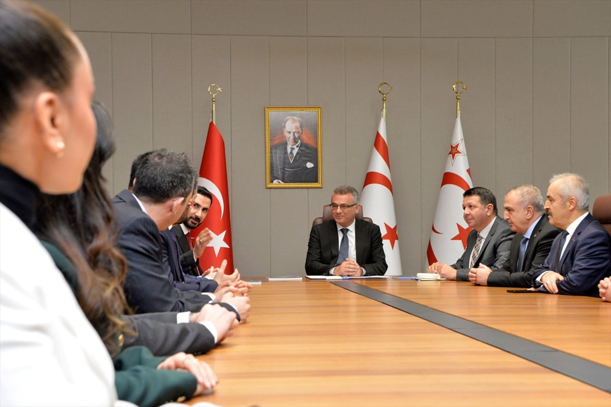 Kuzey Kıbrıs Türk Cumhuriyeti (KKTC) Cumhurbaşkanı Tufan Erhürman, Türk Dünyası Gençlik Vakfını...