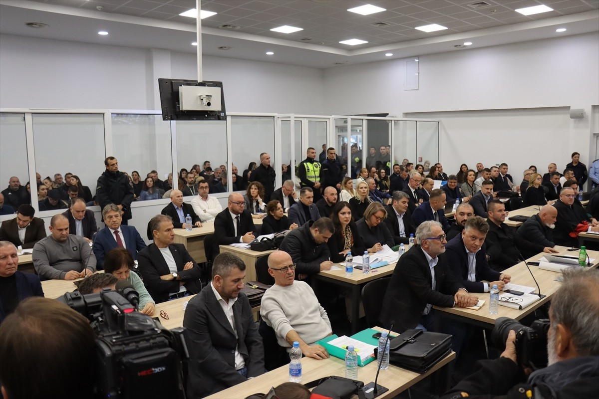 Kuzey Makedonya'nın doğusundaki Koçani kentinde 16 Mart'ta 63 kişinin hayatını kaybettiği, 200'den...