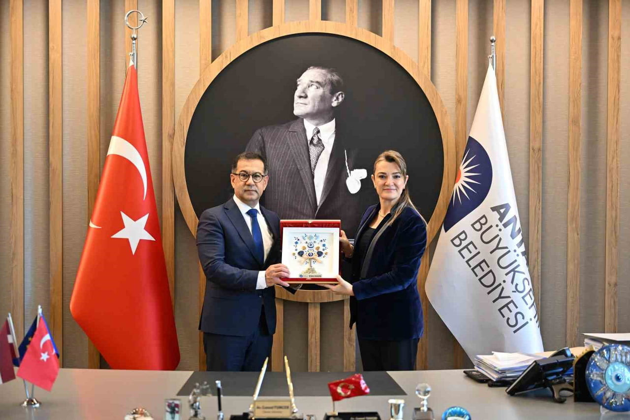 LETONYA ANKARA BÜYÜKELÇİSİ BAHTİJORS HASANS VE BERABERİNDEKİ HEYET ANTALYA BÜYÜKŞEHİR...