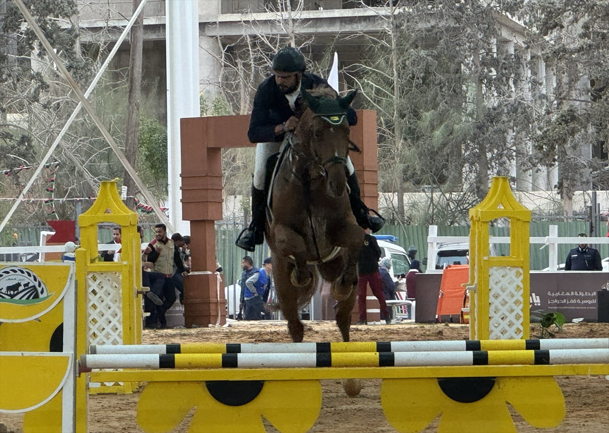 Libya'nın başkenti Trablus'ta Mağrib Engel Atlama Şampiyonası düzenlendi.Trablus Üniversitesi...