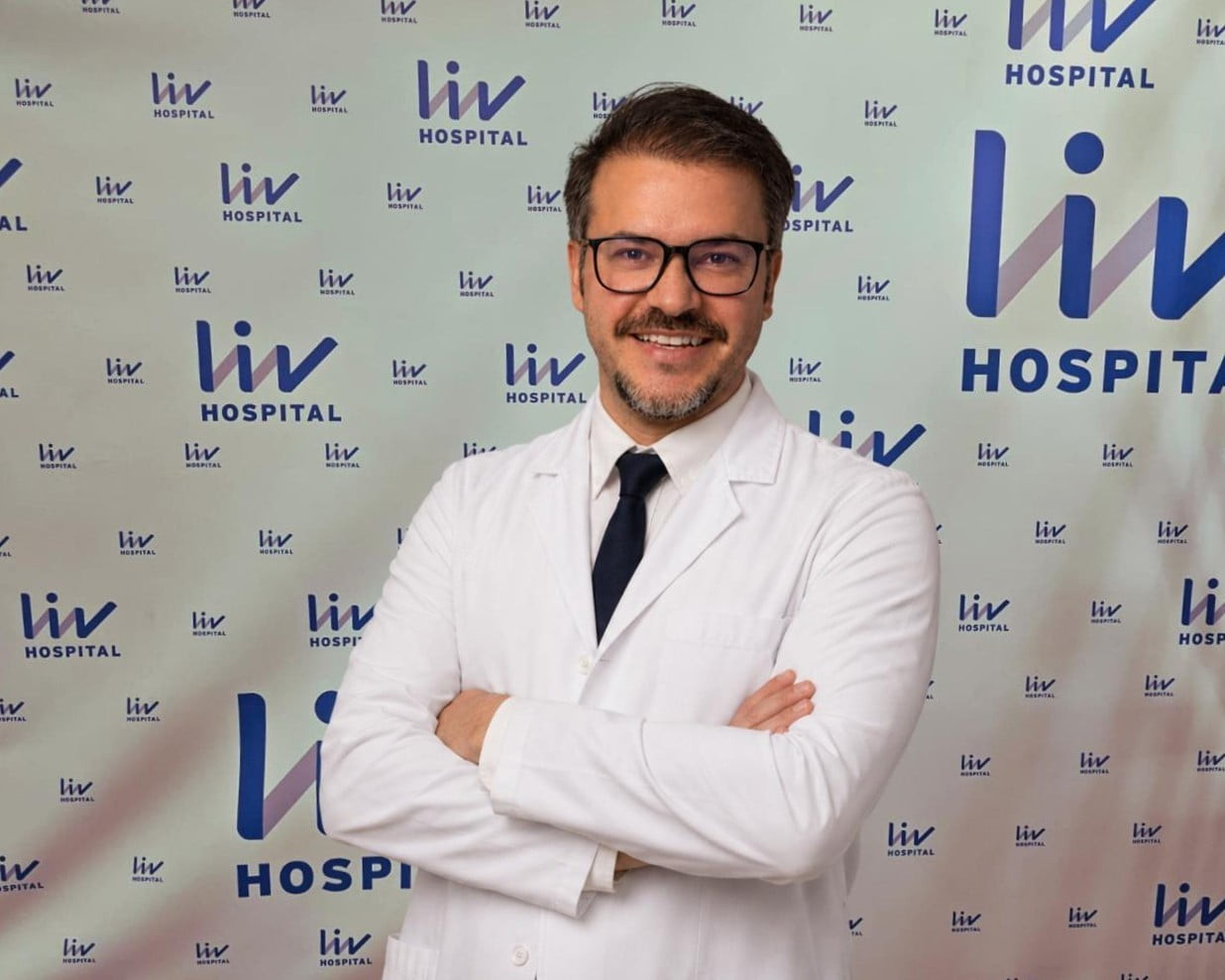 LİV HOSPİTAL ULUS ORTOPEDİ VE TRAVMATOLOJİ UZMANI DOÇ. DR. KADİR ABUL