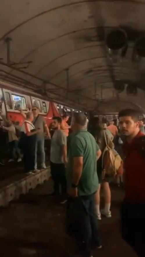 M4 KADIKÖY-SABİHA GÖKÇEN HAVALİMANI HATTINDA SEFER YAPAN METRO, BOSTANCI İSTASYONU’NDA RAYDAN...