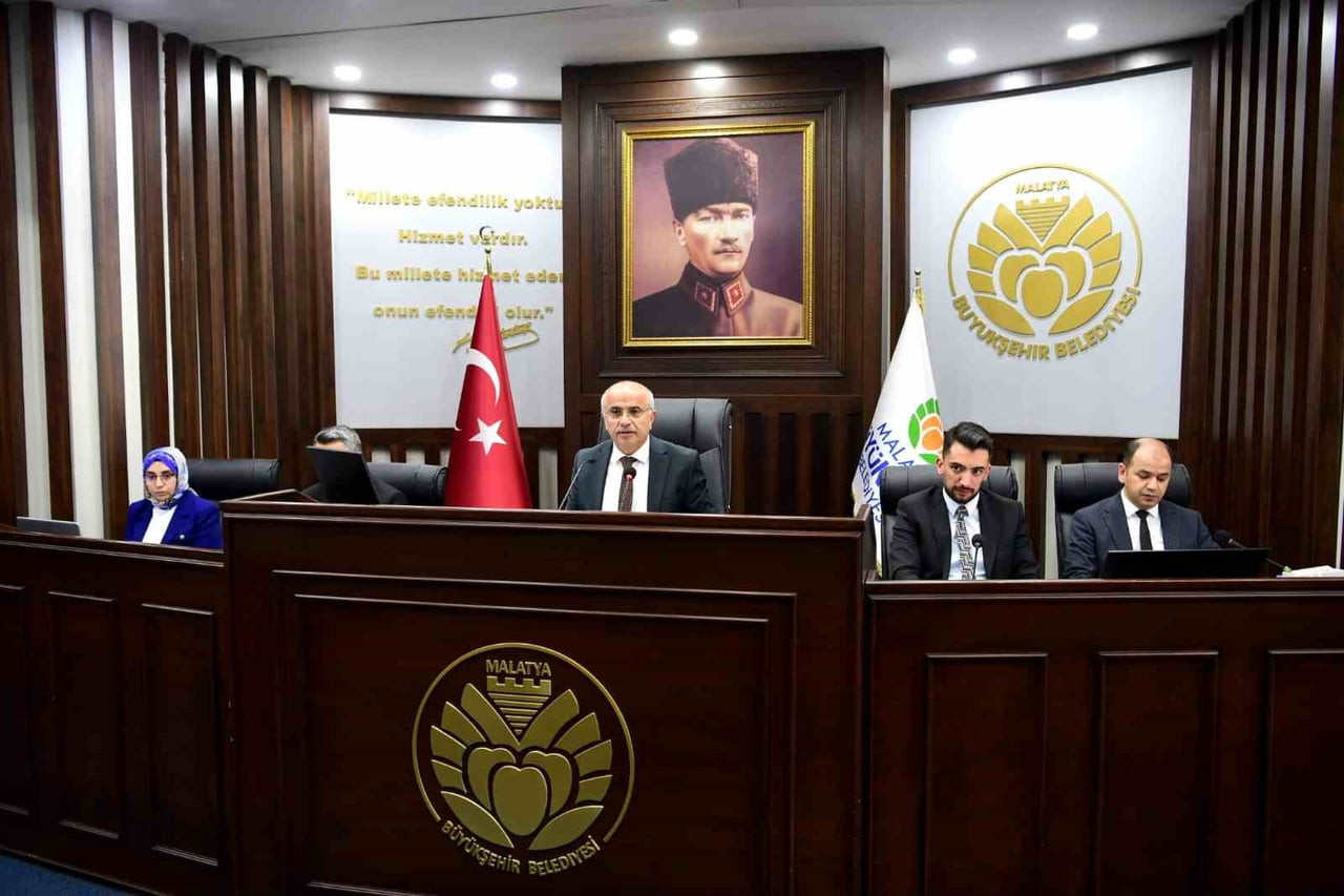 MALATYA BÜYÜKŞEHİR BELEDİYE BAŞKANI SAMİ ER, "RAYLI SİSTEMİMİZ ALTYAPI YATIRIMLARI GENEL MÜDÜRLÜĞÜ...