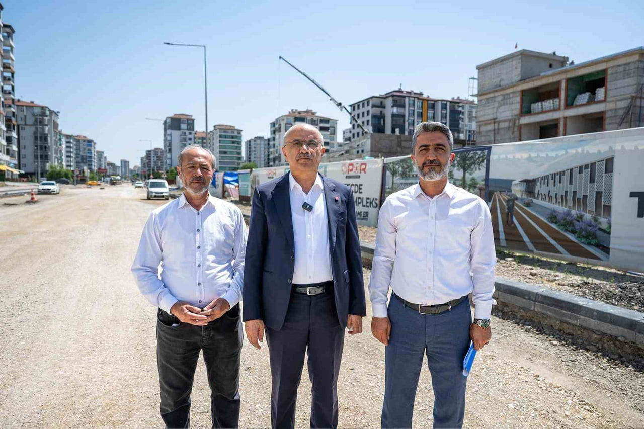 MALATYA BÜYÜKŞEHİR BELEDİYESİ KESİNTİSİZ ULAŞIM İÇİN YENİ YOLLAR AÇIYOR