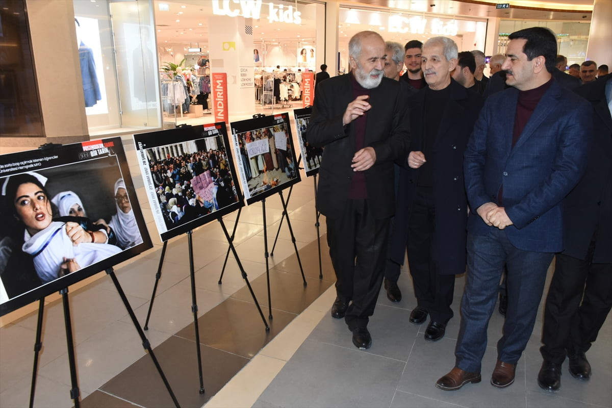 Malatya'da Battalgazi Belediyesince 28 Şubat "postmodern darbesi"nin 29. yılı dolayısıyla fotoğraf...