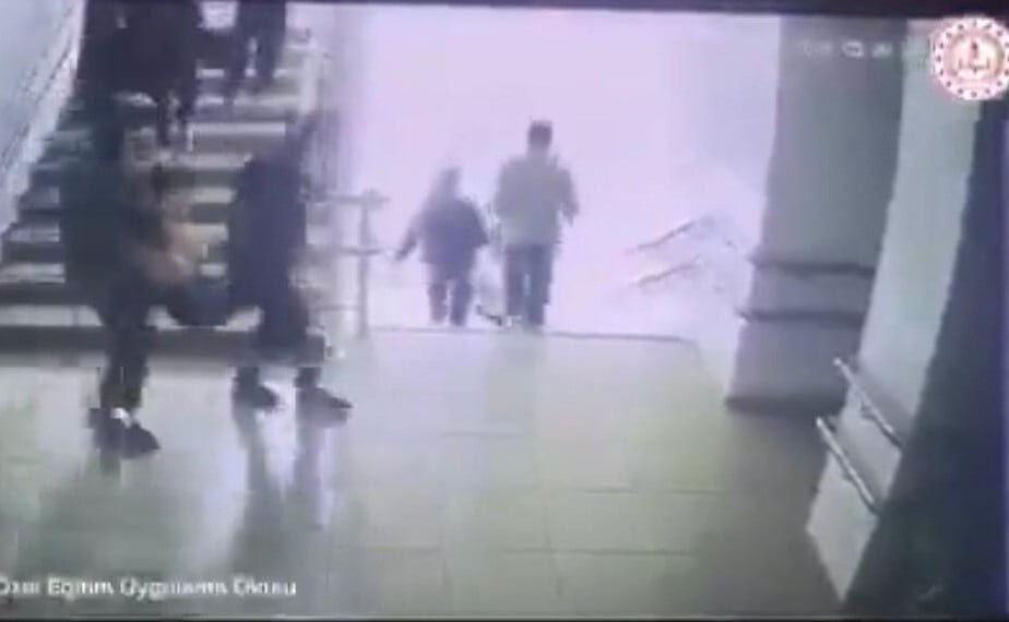 MALATYA'DA MEYDANA GELEN 5.6 BÜYÜKLÜĞÜNDEKİ DEPREM SIRASINDA BİR GÖRME ENGELLİLER OKULUNDA...