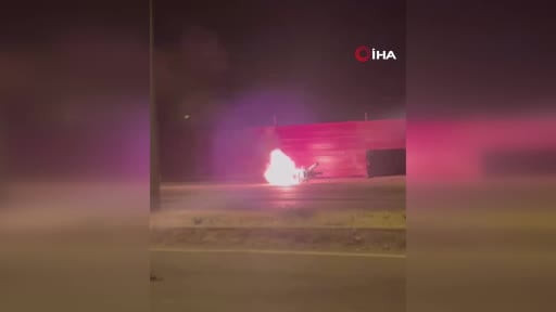 Malatya'da seyir halindeki motosiklet alev alev yandı