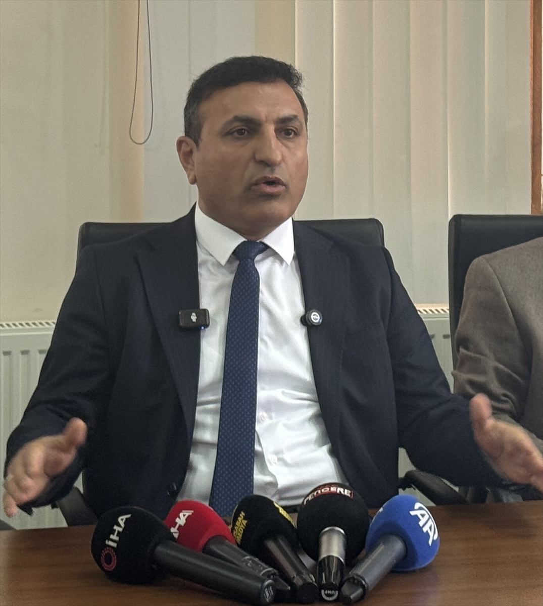 Malatya'nın Yazıhan ilçe belediyesi başkanı Abdulvahap Göçer, CHP'nin kesin ihraç talebiyle...