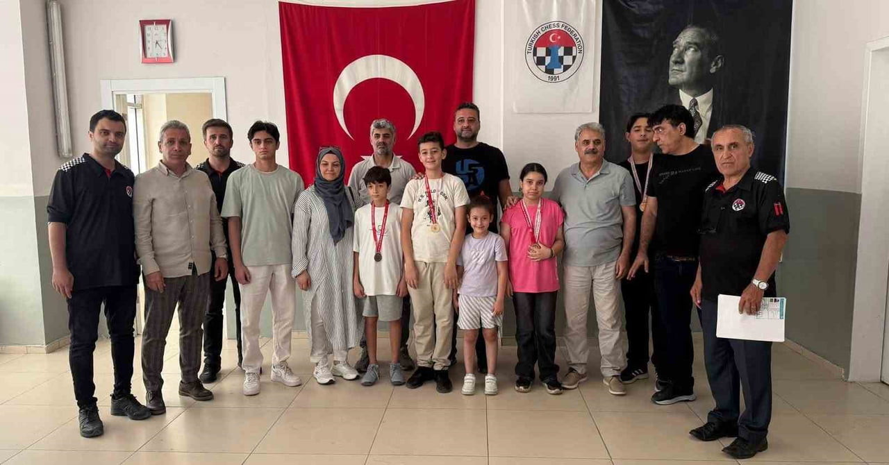 MALATYA’DA 15 TEMMUZ SATRANÇ TURNUVASI TAMAMLANDI