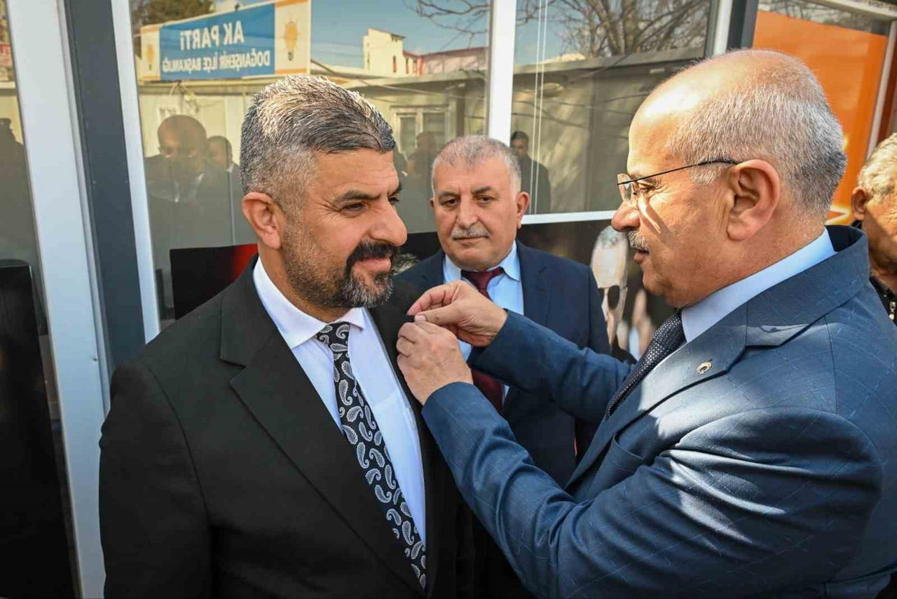 MALATYA’DA CHP’DEN İSTİFA EDEN DOĞANŞEHİR BELEDİYE MECLİS ÜYESİ ERGÜN GÜNAYDIN, AK PARTİ’YE...