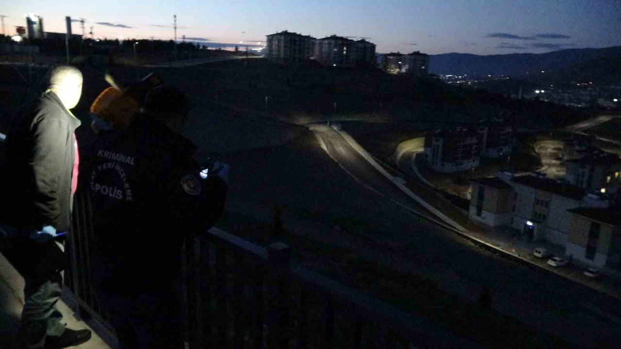 MALATYA’DA GENÇ SEVGİLİLERİN TARTIŞMASI HASTANEDE BİTTİ