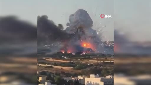 Malta'nın Naxxar köyündeki bir havai fişek fabrikasında şiddetli patlama meydana geldi. O anlar...