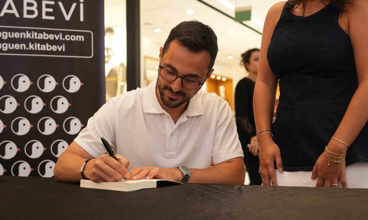 MALTEPE BELEDİYESİ BASIN-YAYIN VE HALKLA İLİŞKİLER MÜDÜRLÜĞÜ ÇALIŞANI YAZAR CANER KALDI, KISA...