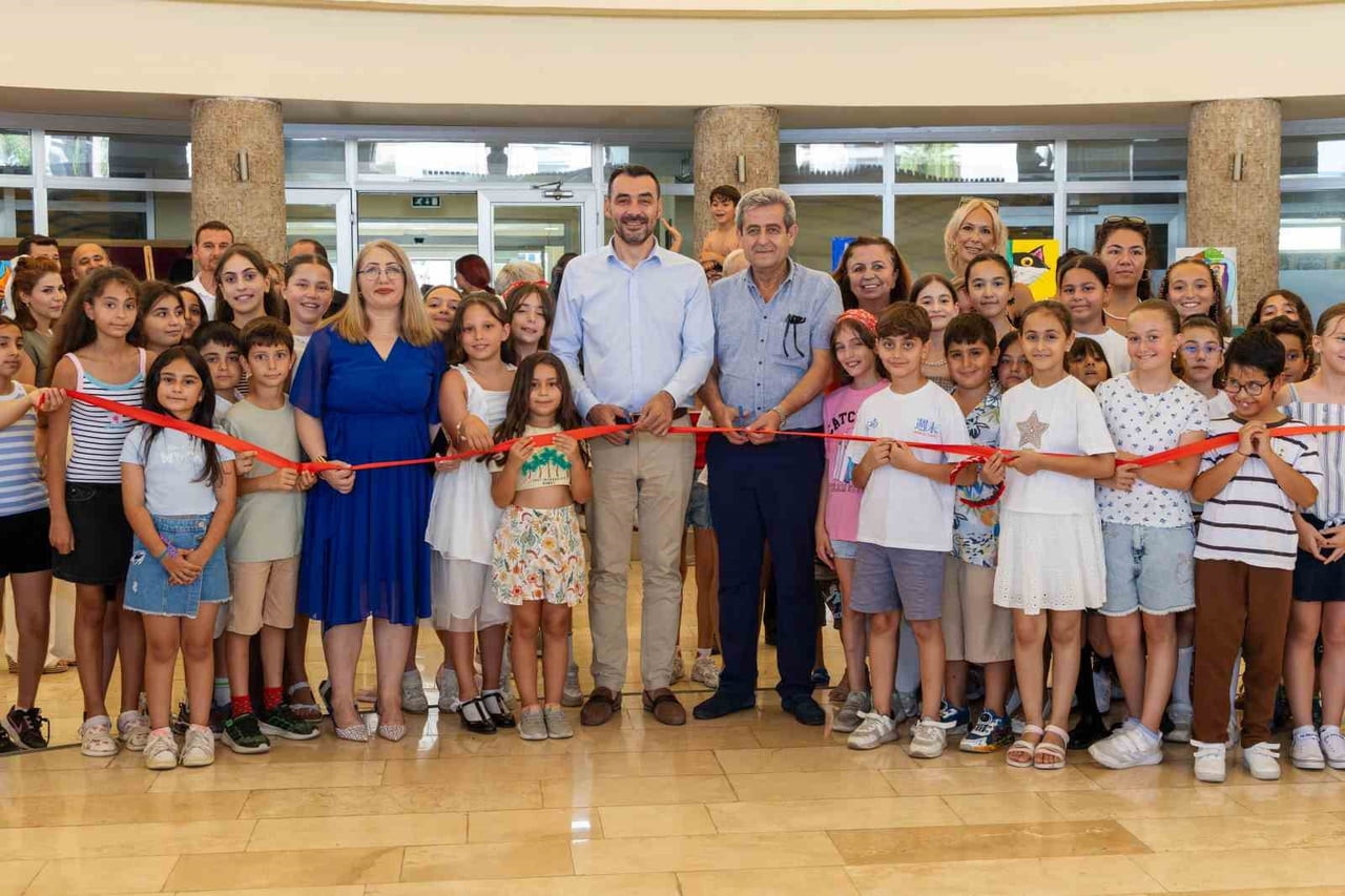 MANAVGAT BELEDİYESİ İBRAHİM SÖZEN GENÇLİK MERKEZİ BÜNYESİNDE FAALİYET GÖSTEREN RESİM KURSUNUN...