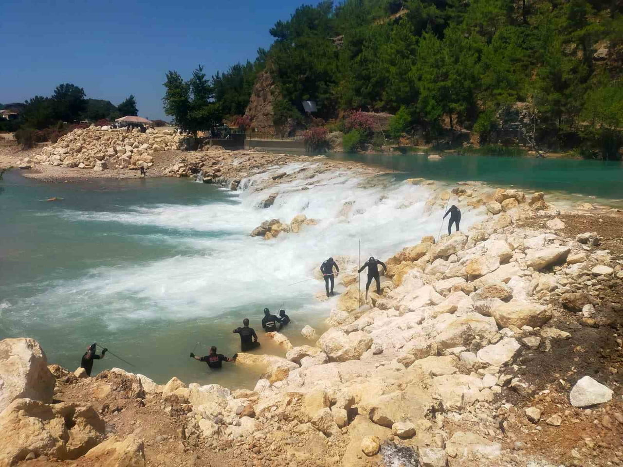 MANAVGAT İLÇESİNDEKİ ALARA ÇAYI'NDA KAYBOLAN GENCİ ARAMA ÇALIŞMALARI 13'ÜNCÜ GÜNÜNDE DE DEVAM...
