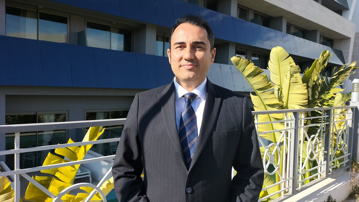 Manavgat Side Turistik Otelciler Birliği (MASTOB) Başkanı Zafer Süral, iç pazarda tatilciye...