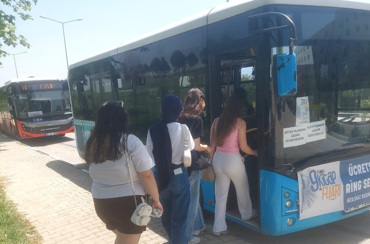 MANİSA BÜYÜKŞEHİR BELEDİYESİ, ATATÜRK KENT PARKI’NDA DÜZENLENEN 9. MANİSA KİTAP FUARI’NA...