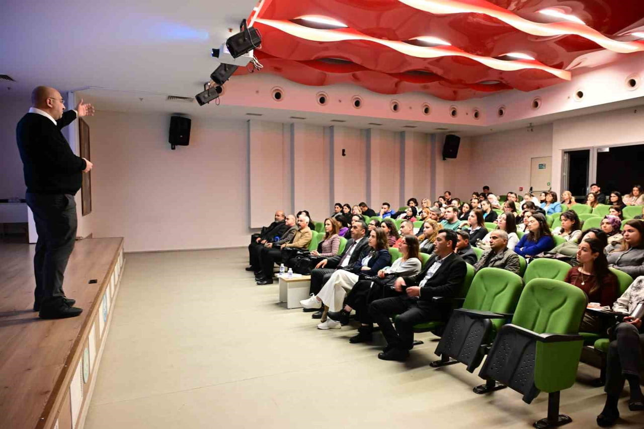 MANİSA BÜYÜKŞEHİR BELEDİYESİ BÜNYESİNDE FAALİYET GÖSTEREN MABEM’DE GÖREV YAPAN ÖĞRETMENLER, EĞİTİM...