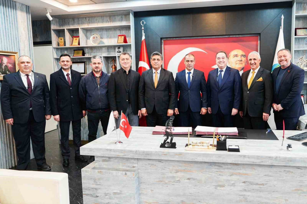 MANİSA BÜYÜKŞEHİR BELEDİYESİ İLE HİZMET-İŞ SENDİKASI ARASINDA, KADROLU İŞÇİLERİ KAPSAYAN TOPLU İŞ...