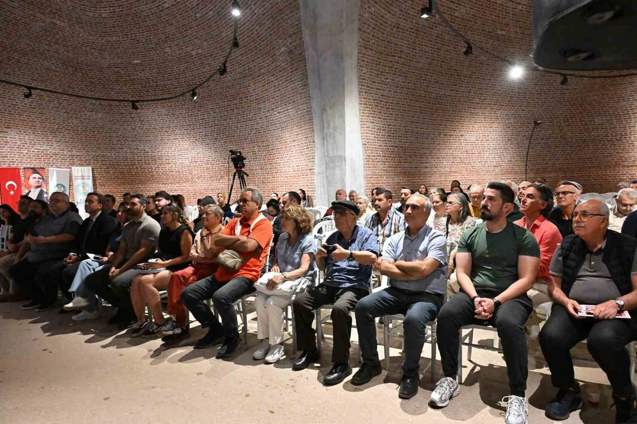 MANİSA BÜYÜKŞEHİR BELEDİYESİ TARAFINDAN DÜZENLENEN "MÜZE BULUŞMALARI" KAPSAMINDA GERÇEKLEŞTİRİLEN...