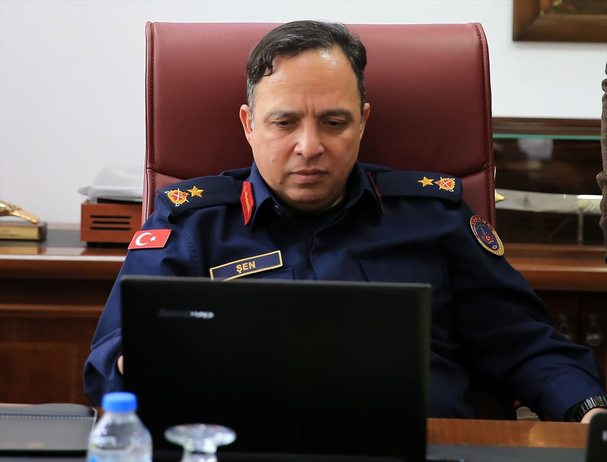 Manisa İl Jandarma Komutanı Tuğgeneral İlhan Şen, Anadolu Ajansının (AA) gözünden 2025'e damga...