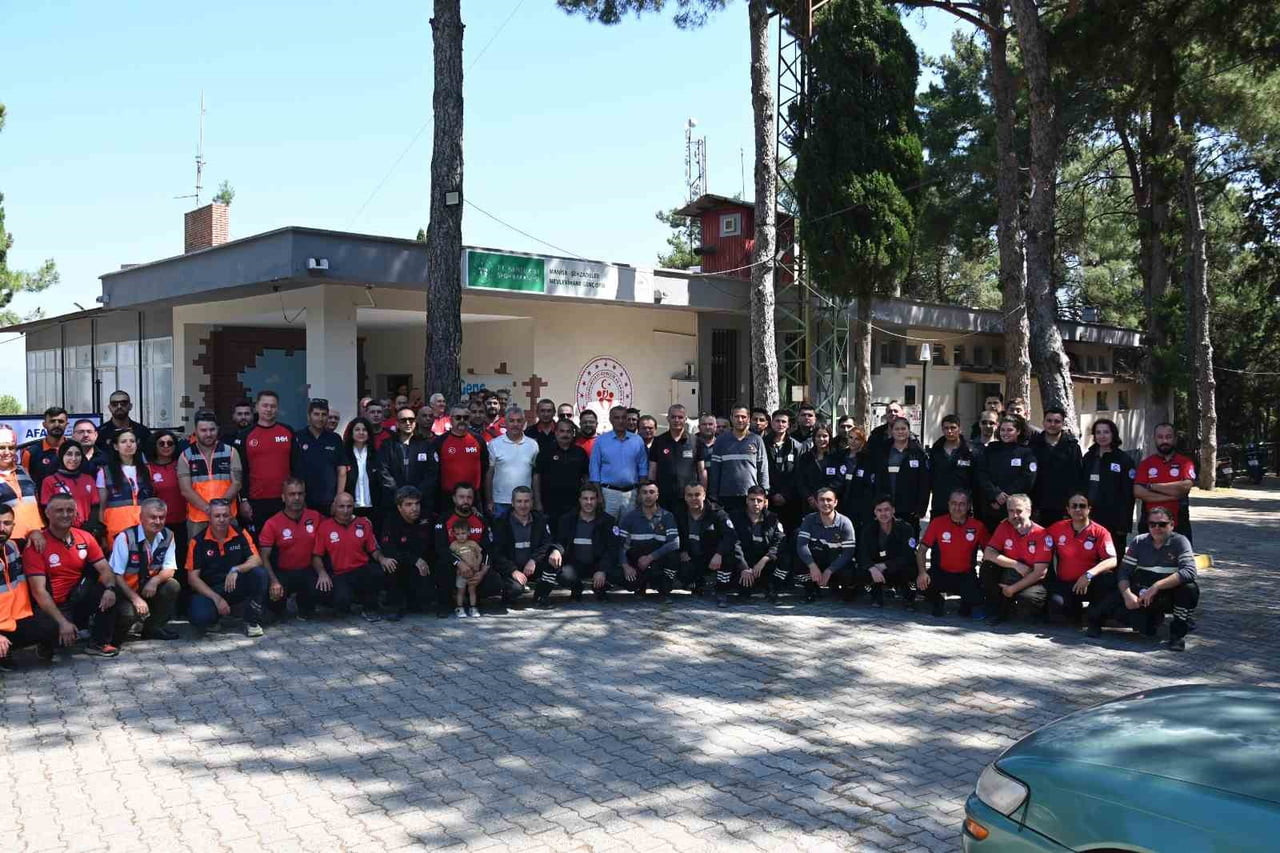 MANİSA'DA AFAD AKREDİTASYON SİSTEMİ KAPSAMINDA EĞİTİM VE YETERLİLİK SÜREÇLERİNİ BAŞARIYLA...