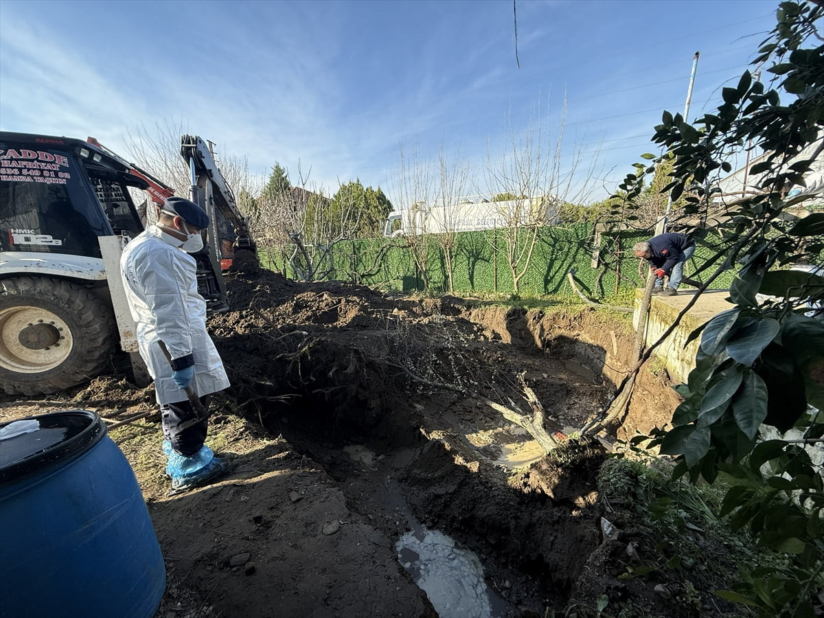 Manisa'nın Şehzadeler ilçesinde, 2009 yılından bu yana kendisinden haber alınamayan Ebru K'yi...