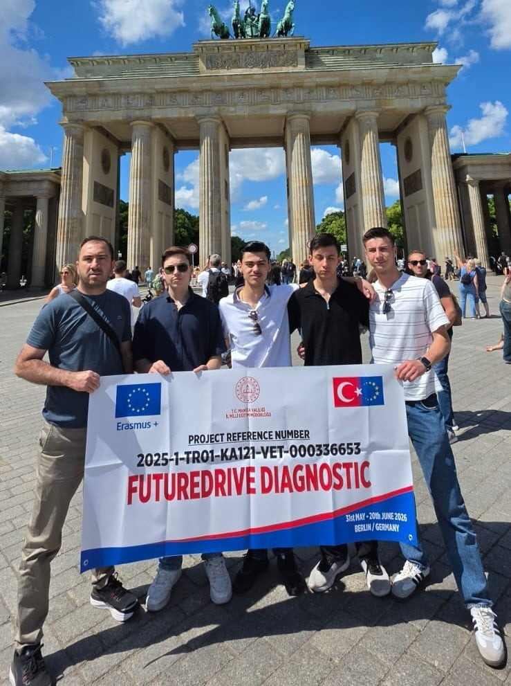 MANİSA'NIN TURGUTLU İLÇESİNDE FAALİYET GÖSTEREN TURGUTLU MESLEKİ EĞİTİM MERKEZİ (MESEM), MANİSA İL...
