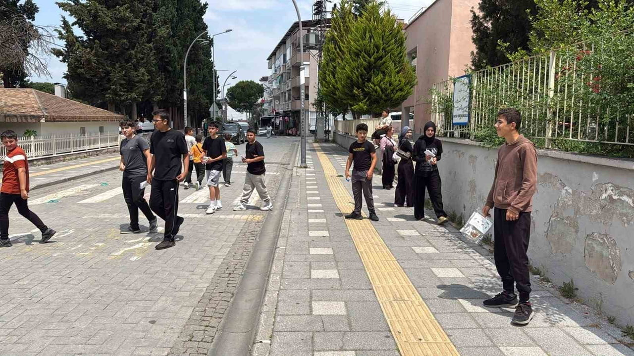 MANİSA’NIN GÖRDES İLÇESİNDE LİSELERE GEÇİŞ SİSTEMİ (LGS) KAPSAMINDA GERÇEKLEŞTİRİLEN MERKEZİ...