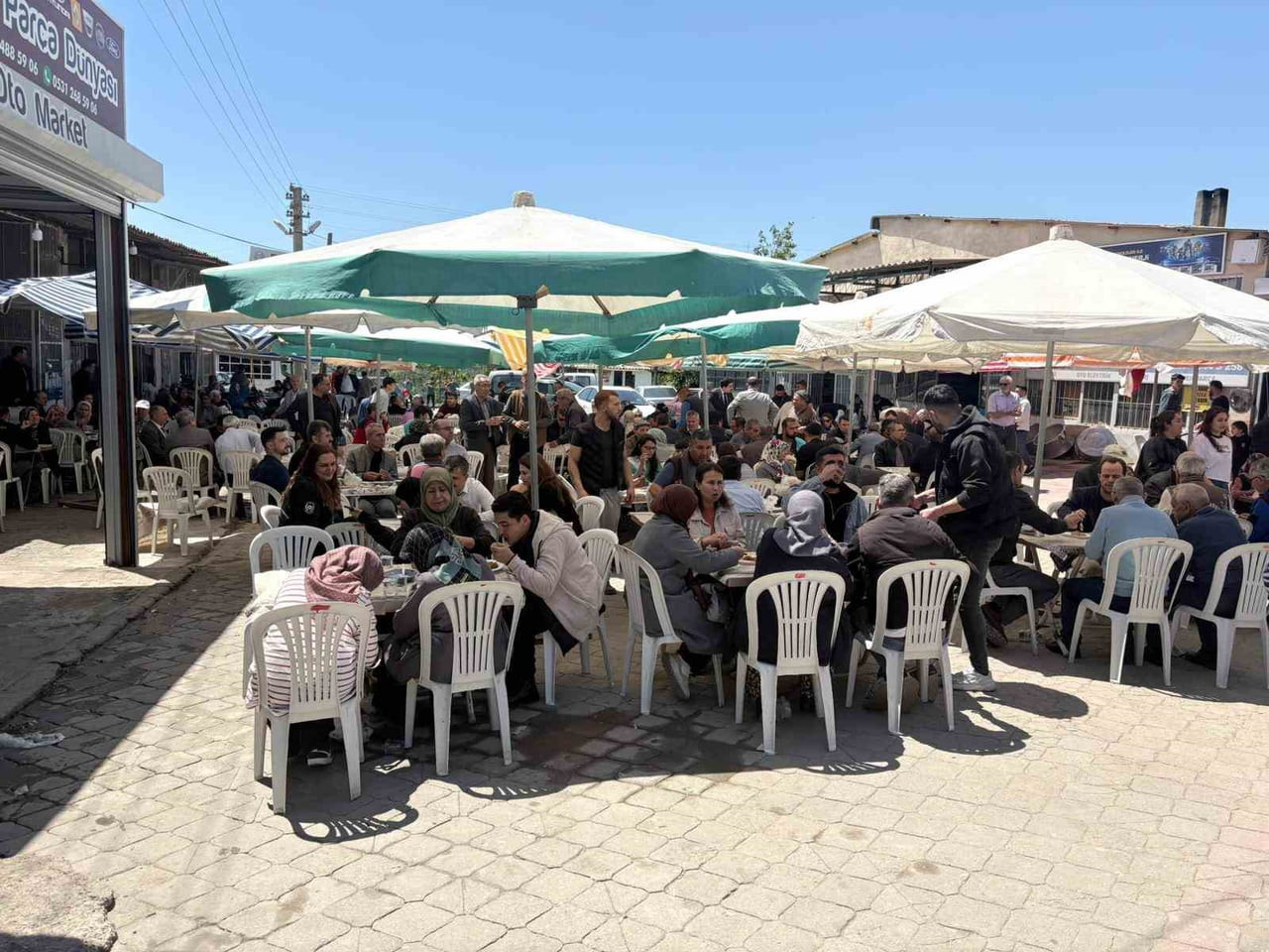 MANİSA’NIN GÖRDES İLÇESİNDE SANAYİ SİTESİ ESNAFI TARAFINDAN BU YIL 17’NCİSİ DÜZENLENEN GELENEKSEL...