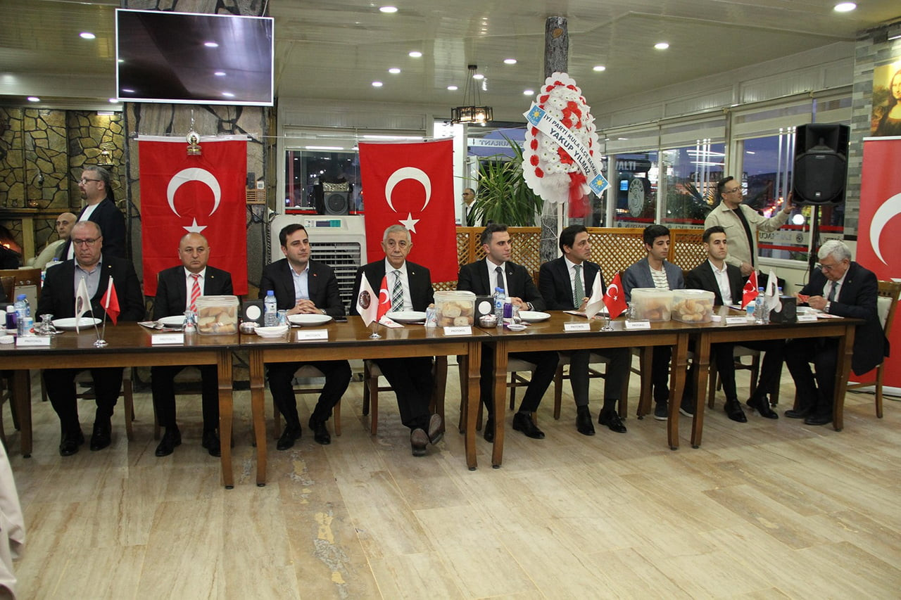 MANİSA’NIN KULA İLÇESİNDE, SALİHLİ TİCARET VE SANAYİ ODASI (STSO) TARAFINDAN DÜZENLENEN “KENT...