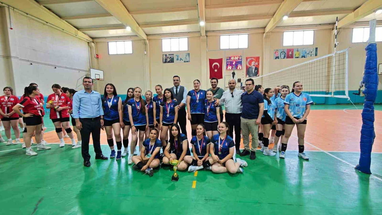 MANİSA’NIN SARIGÖL İLÇESİNDE, 19 MAYIS ATATÜRK’Ü ANMA, GENÇLİK VE SPOR BAYRAMI ETKİNLİKLERİ...