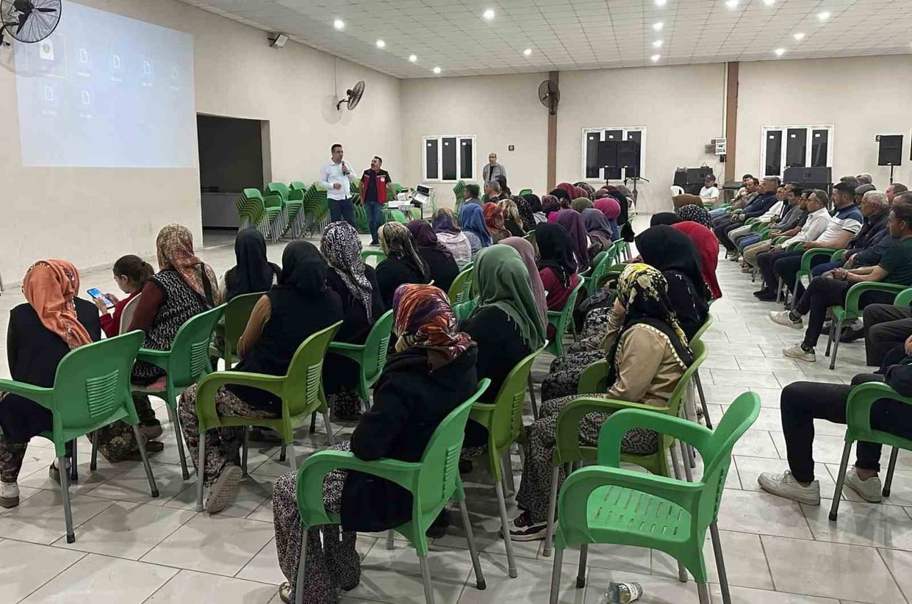 MANİSA’NIN SARIGÖL İLÇESİNDE DÜZENLENEN BÜYÜKBAŞ VE KÜÇÜKBAŞ HAYVAN YETİŞTİRİCİLİĞİ KURSU’NU...
