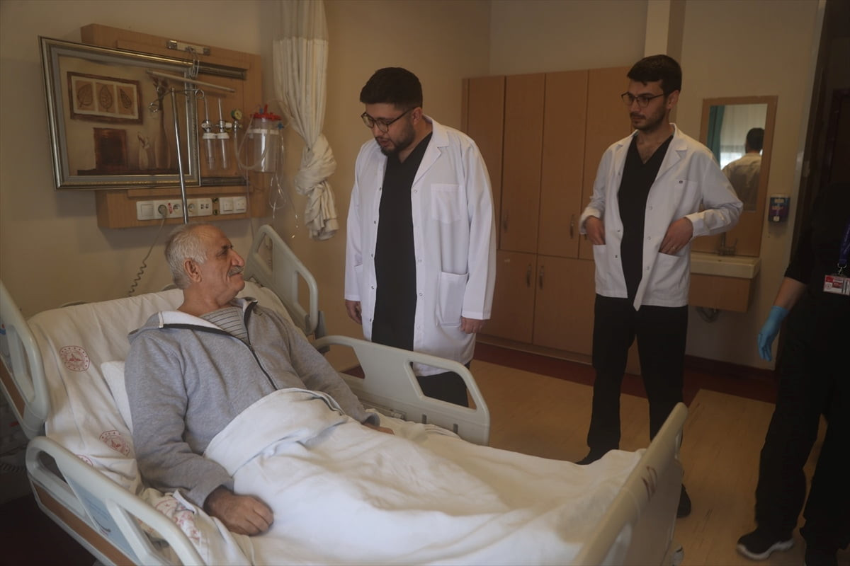 Mardin'de 3 hastanın açık kalp ameliyatı başarıyla gerçekleştirildi.