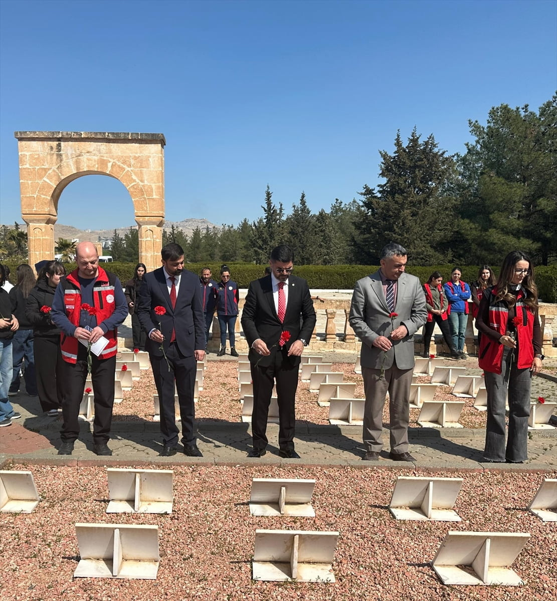 Mardin'de Aile ve Sosyal Hizmetler İl Müdürlüğünce şehitliklerde kapsamlı bakım, temizlik ve...