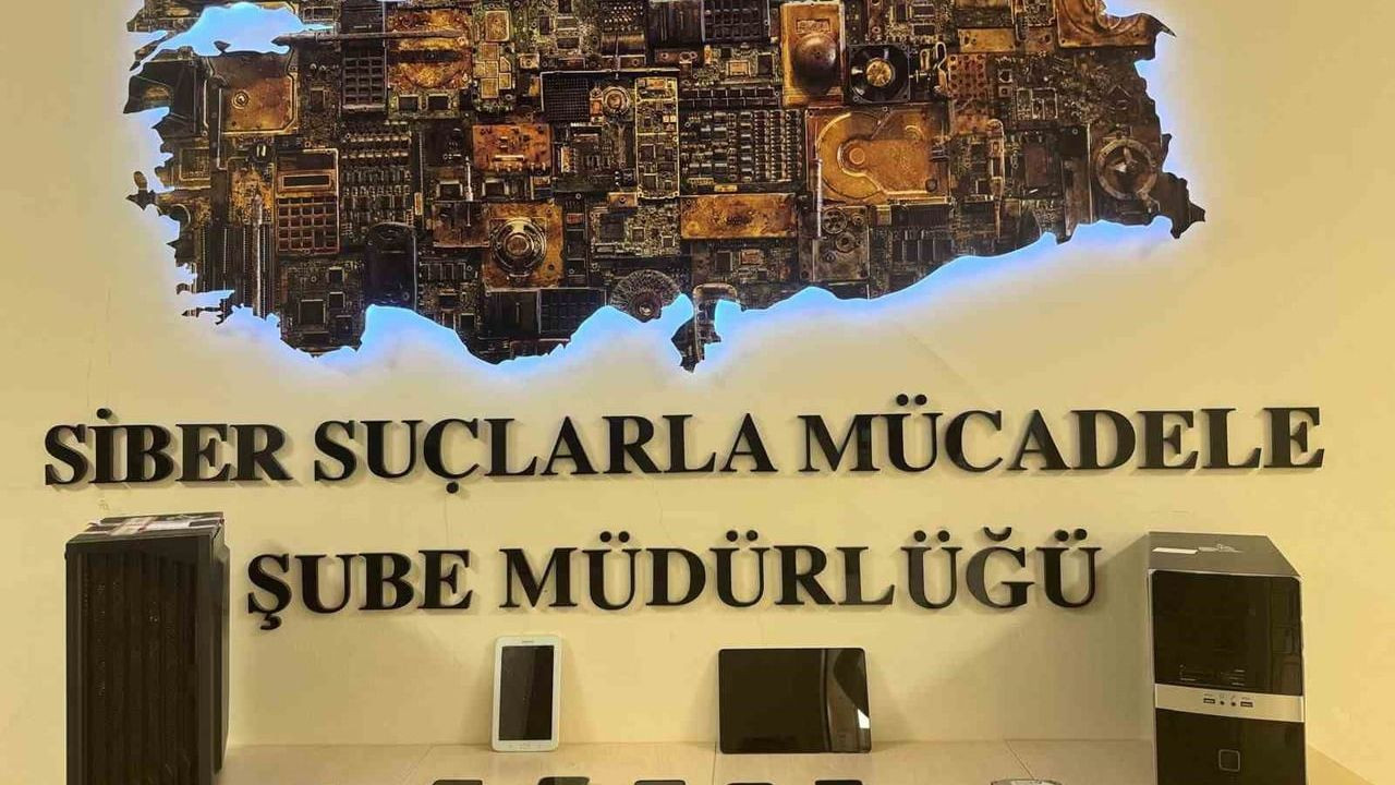 Mardin'de Kişisel Verileri Yasa Dışı Yayan 4 Şüpheliye Operasyon