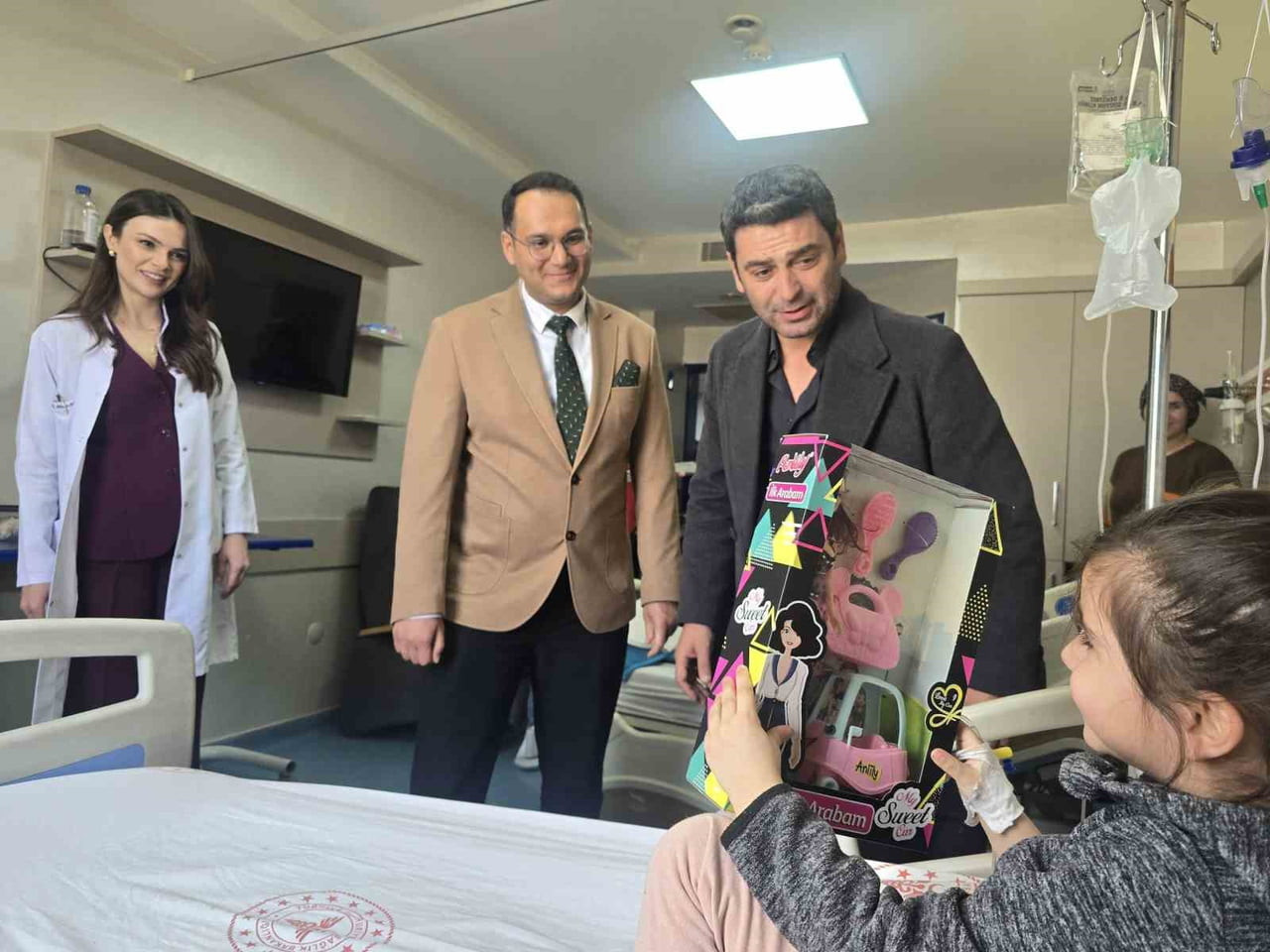 MARDİN’İN MİDYAT İLÇESİNDE YÜRÜTÜLEN "GÜLÜMSE MİDYAT: UMUT ÇOCUKLARDA" PROJESİ KAPSAMINDA, OZAN...