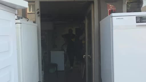 Martı yavrusu beyaz eşya tamircisini karıştırdı