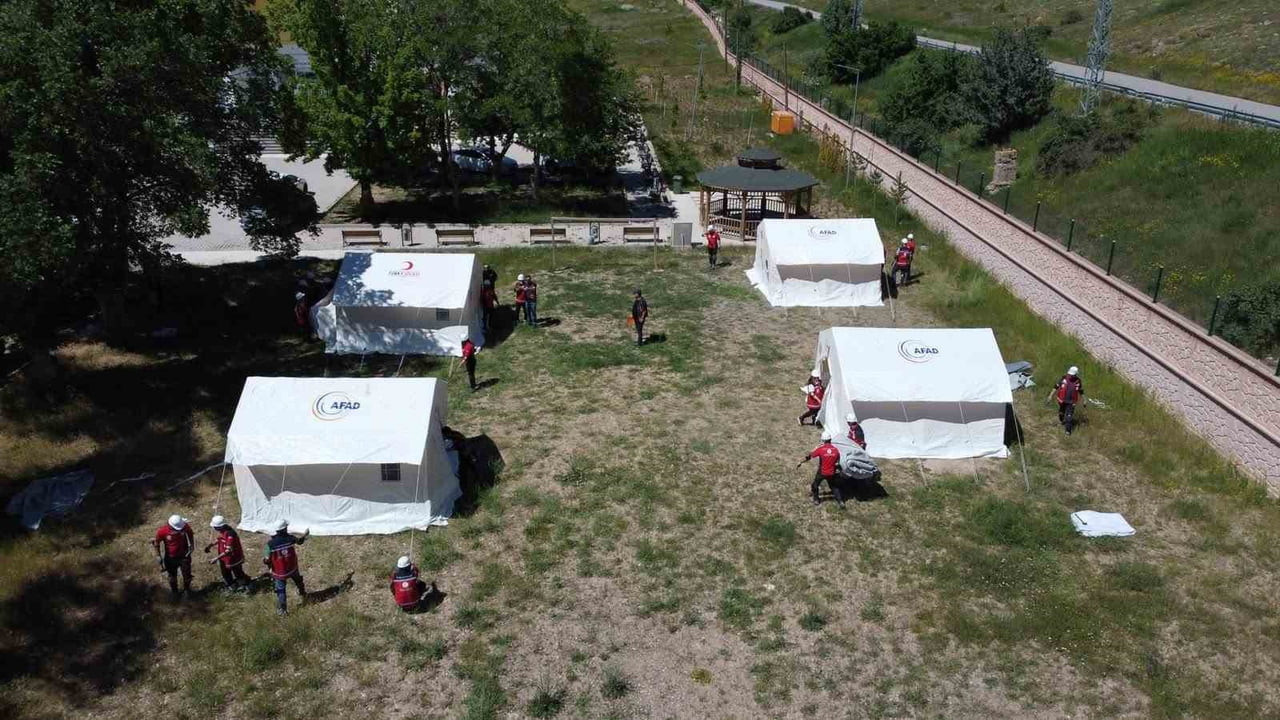 MEB AKUB HAFİF DÜZEY ACİL BARINMA AKREDİTASYON SINAVI BAŞARIYLA TAMAMLANDI