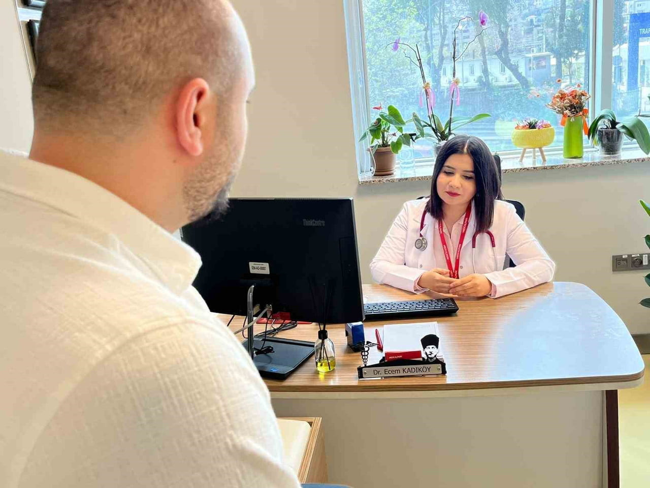 MEDİCAL PARK İZMİR HASTANESİ GÖĞÜS HASTALIKLARI UZMANI DR. ECEM KADIKÖY