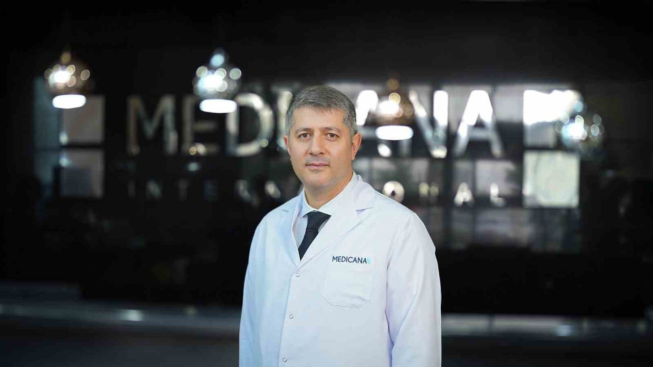 MEDİCANA SAĞLIK GRUBU BEYİN VE SİNİR CERRAHİSİ UZMANI DOÇ. DR. GÖKSAL GÜNERHAN